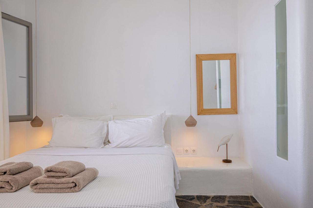 Big Blue Suites & Apartments キオニア エクステリア 写真